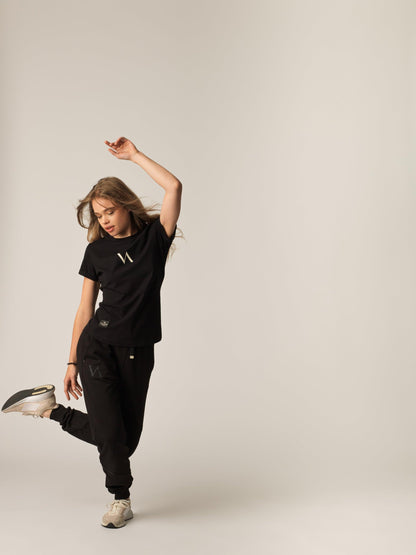 "Aquila" Women T-Shirt - Black/Sand